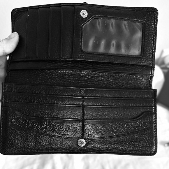 Brighton Elegant Black and Brown Croc-Embossed silver heart crossbody - Picture 6 of 9